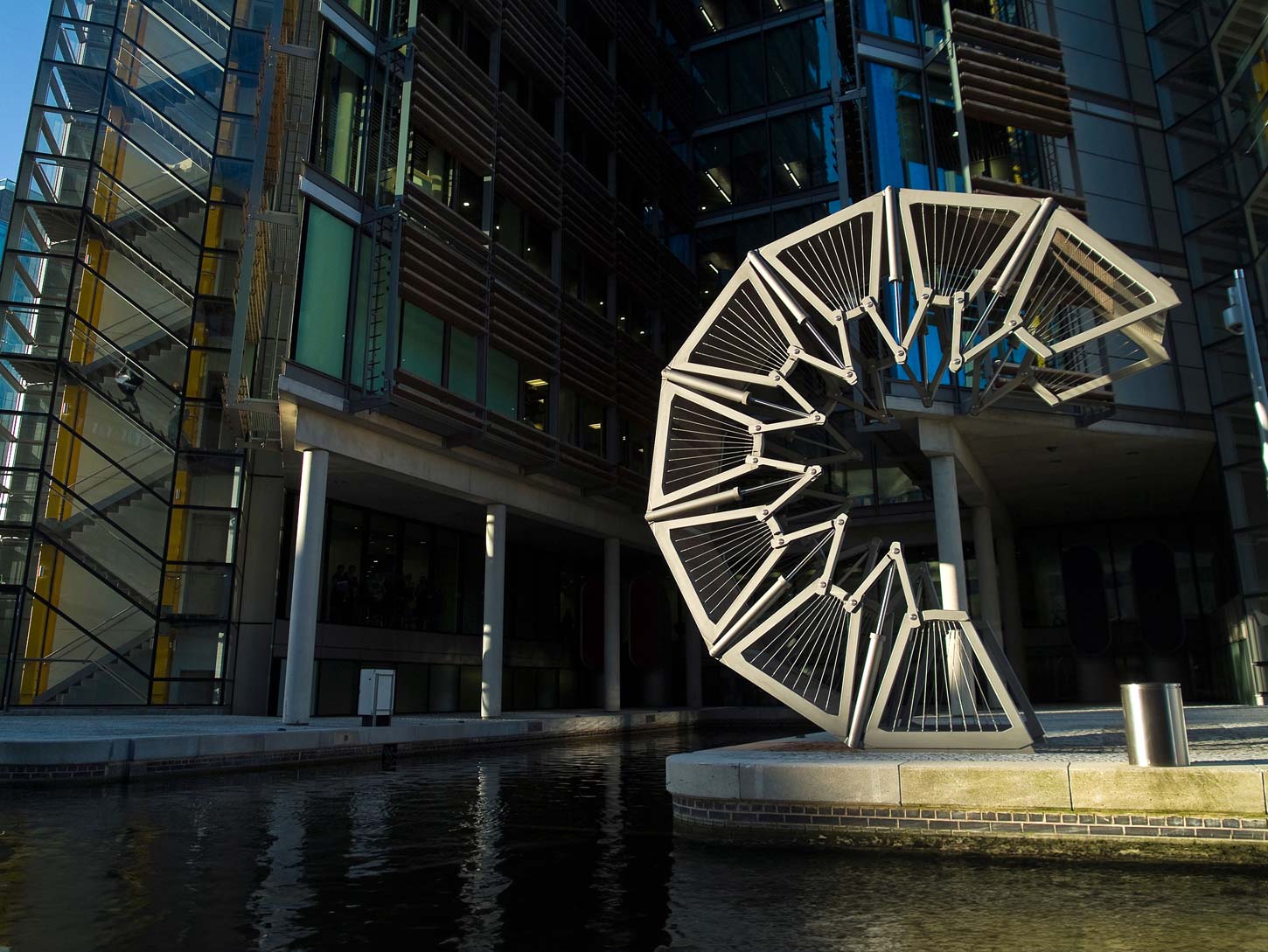 Paddington Basin rolling bridge SWP Hydraulics
